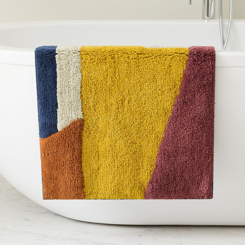 ANGLED MODERN BATH MAT