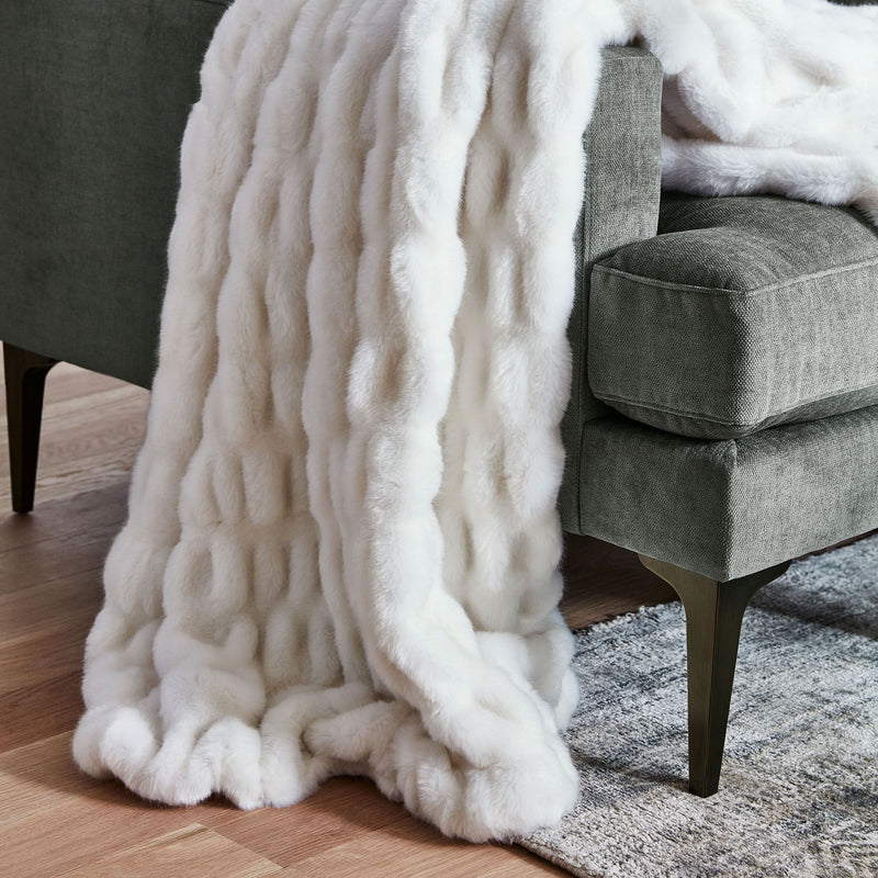 CASCADE FAUX FUR THROW