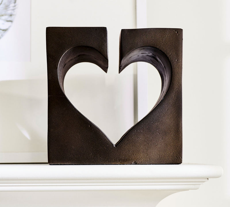 HEART BOOKENDS