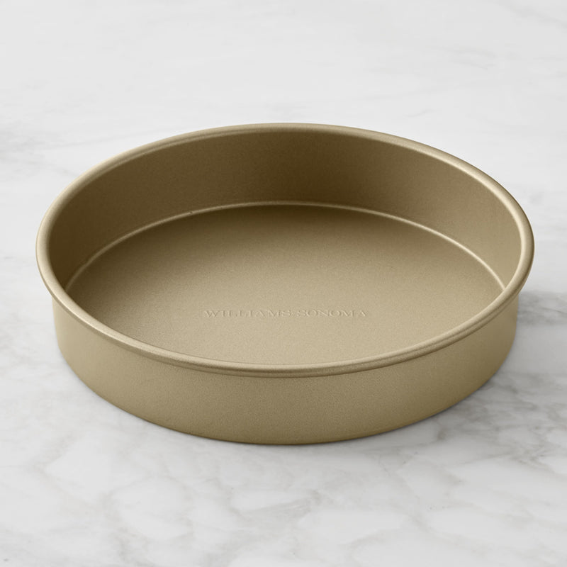 WILLIAMS SONOMA GOLDTOUCH® ROUND CAKE PAN