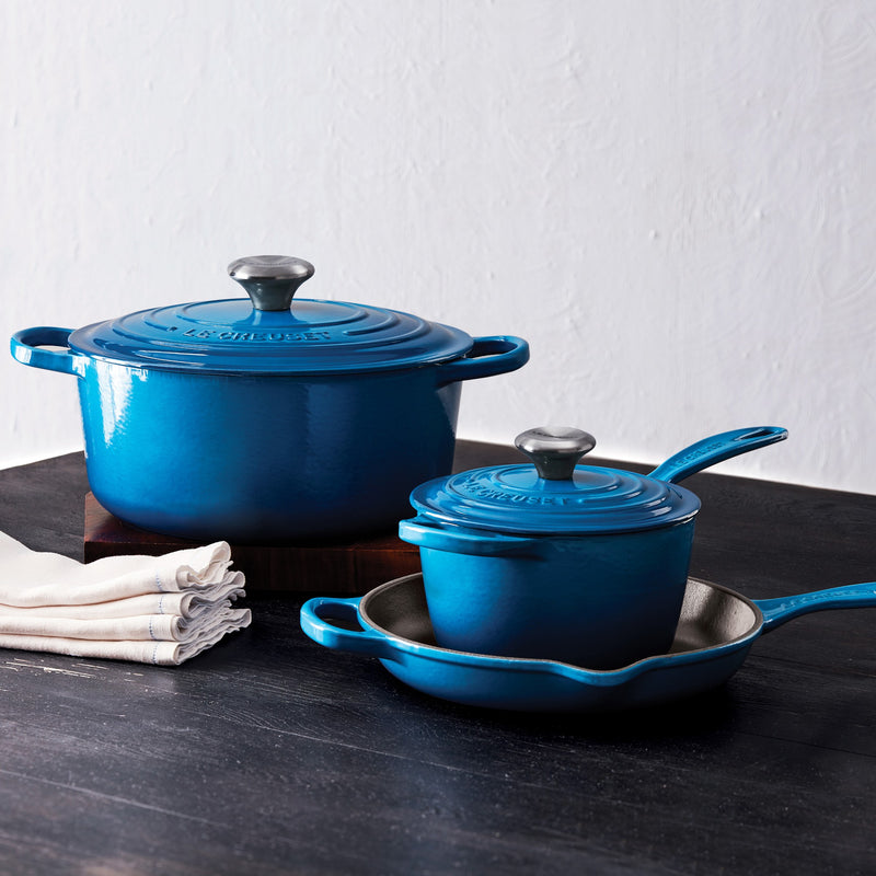 LE CREUSET SIGNATURE ENAMELED CAST IRON COOKWARE (SET OF 5)