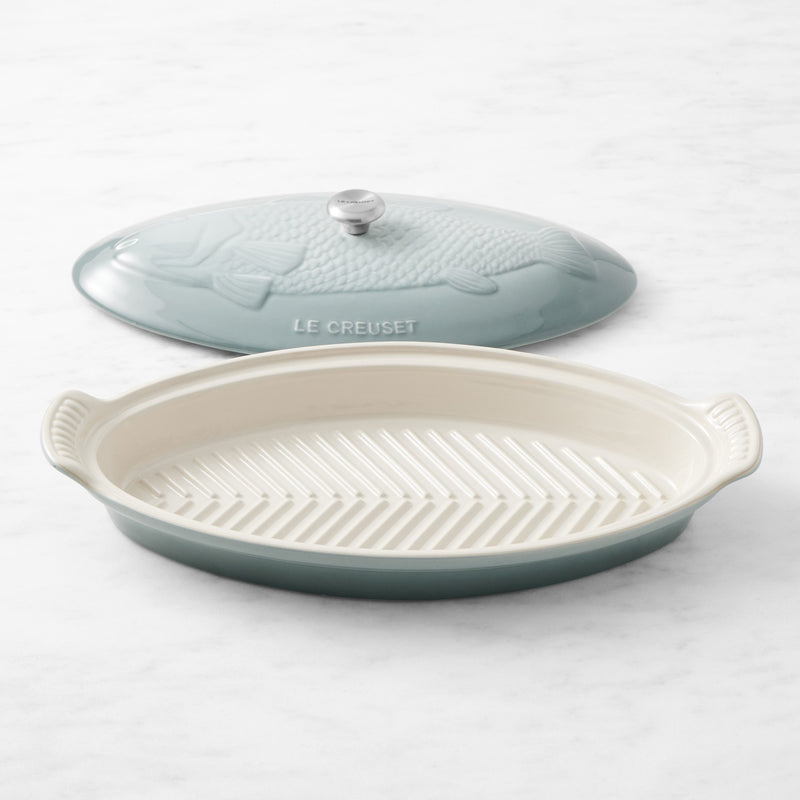 LE CREUSET STONEWARE OVAL FISH BAKER