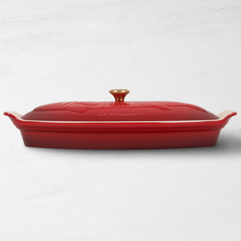 LE CREUSET STONEWARE OVAL FISH BAKER