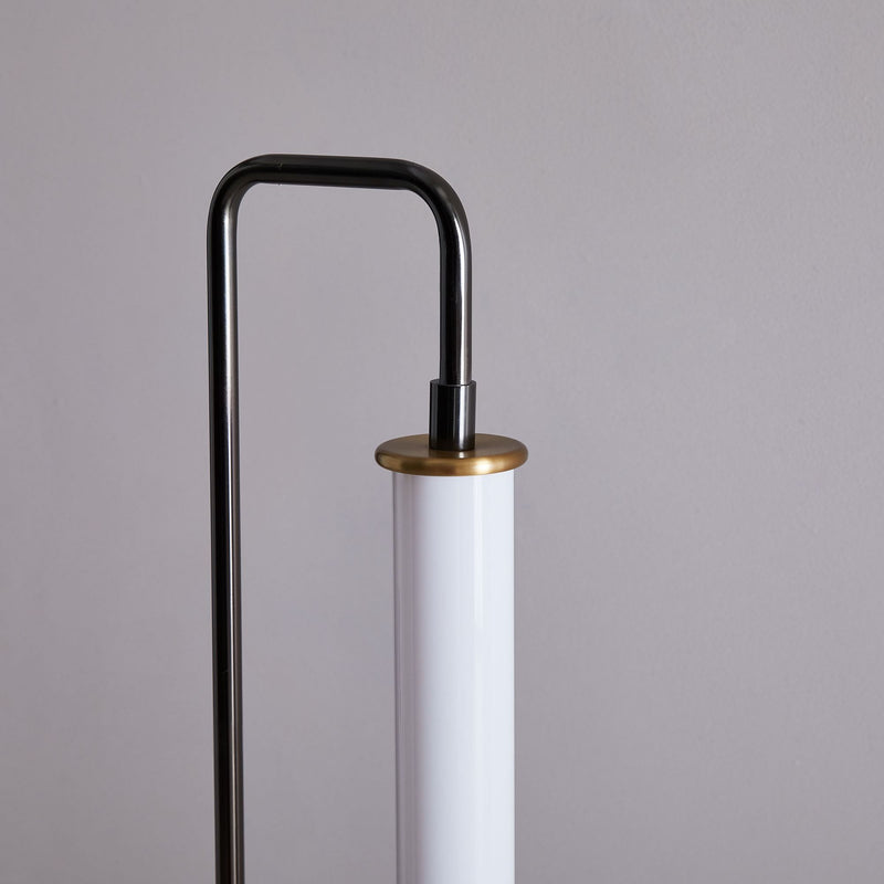 LINEAR FLOOR LAMP