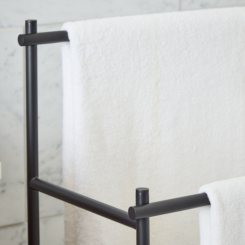 FREESTANDING TOWEL RACK