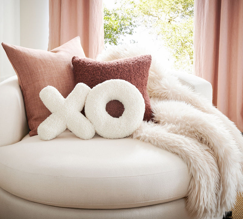 XO SHAPED PILLOW