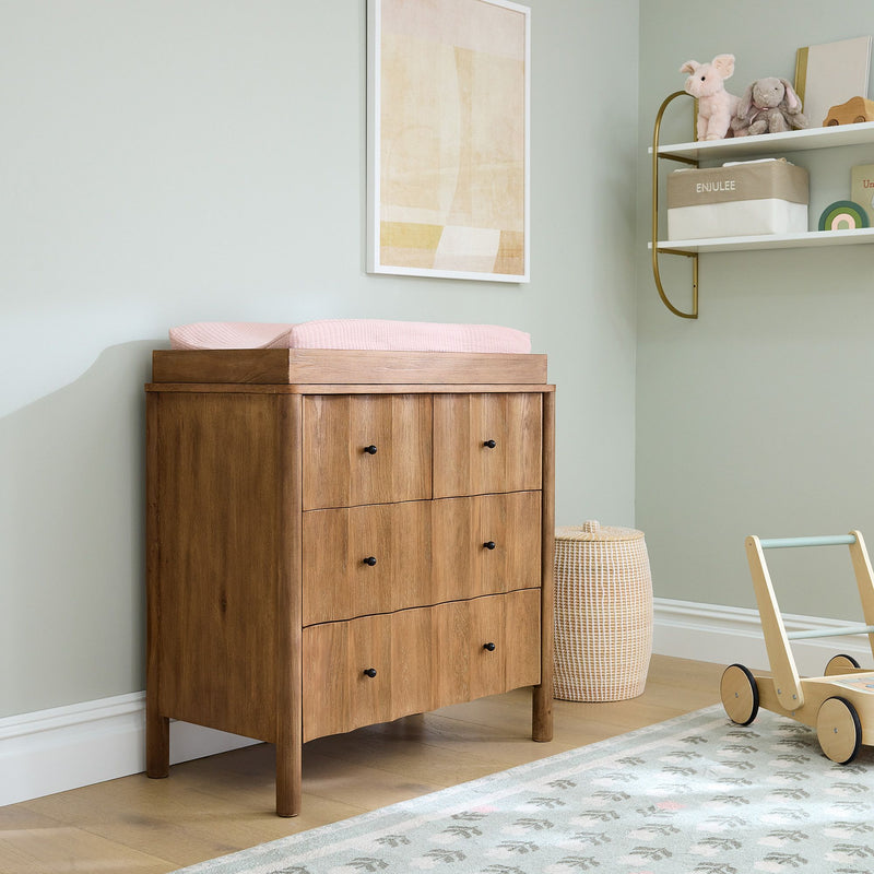 SCALLOPED CHANGING TABLE