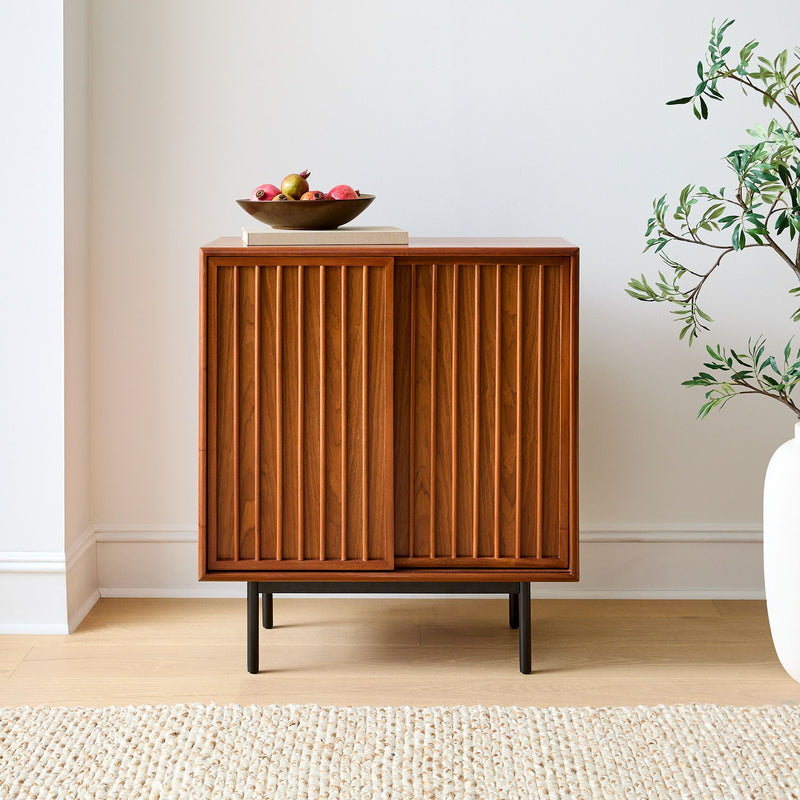 SLATTED BAR CABINET