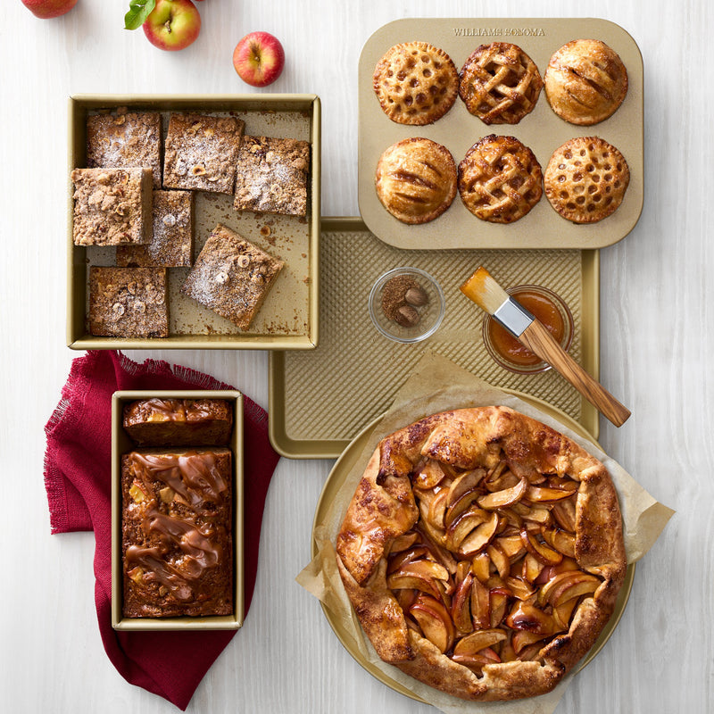 WILLIAMS SONOMA GOLDTOUCH® LOAF PAN