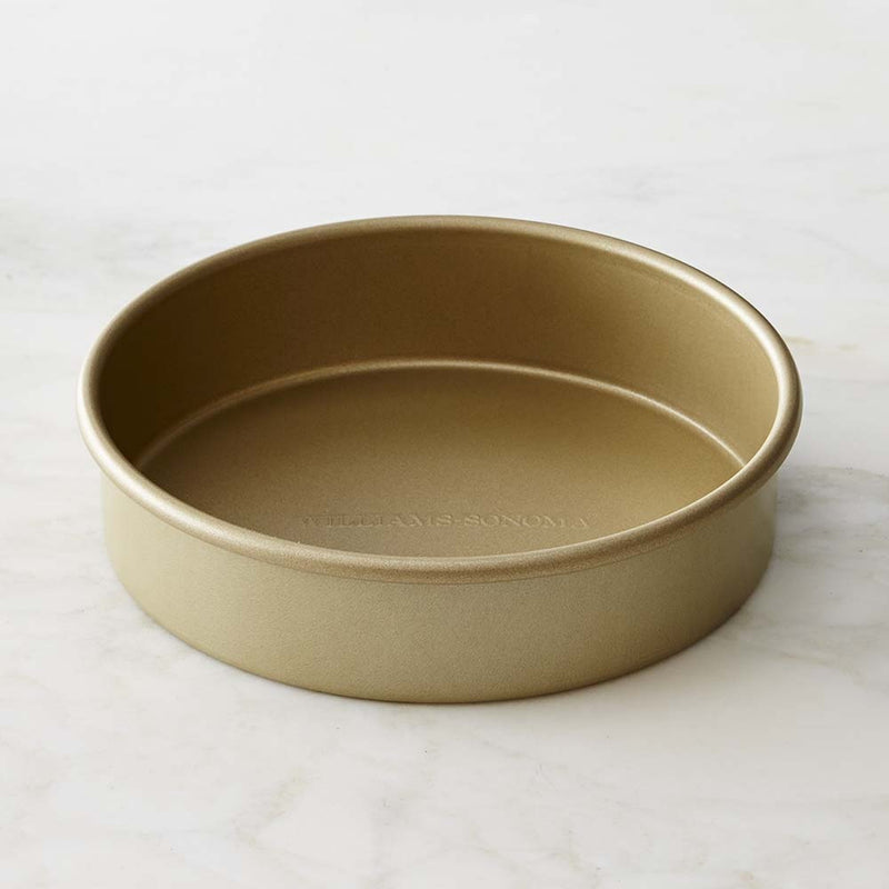 WILLIAMS SONOMA GOLDTOUCH® ROUND CAKE PAN