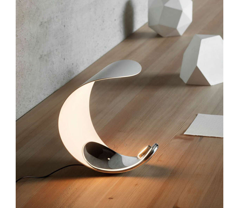 NEW MOON LAMP