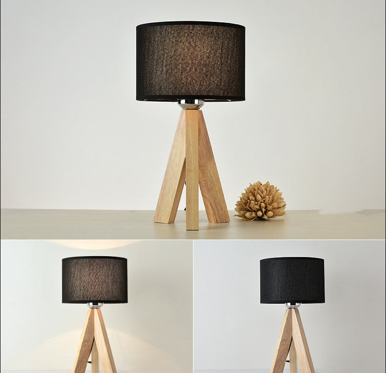 TRI POD LAMP